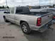 2007 Chevrolet Silverado 1500 Work Truck z VIN 1GCEC19X27Z184222, wystawiony jako Copart lot #83969195 z przebiegiem 340 111 mil mil oraz Szkoda całkowita • Salvage title. Historia ofert i sprzedaży dostępna na DreamBid. Obrazek 2.