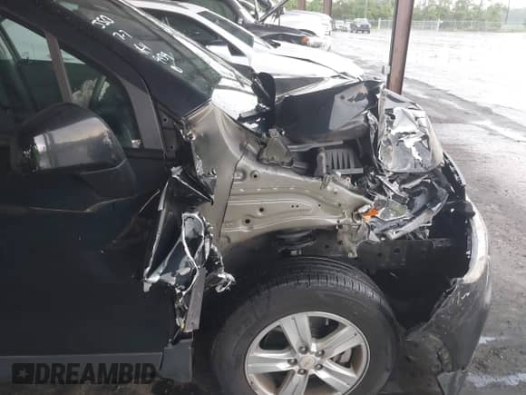 2020 Chevrolet Trax LS с VIN KL7CJKSB0LB319439, выставлен на аукционе IAAI как лот 42703115 с пробегом 101 579 миль миль и . История ставок и продаж доступна на DreamBid. Изображение 6.