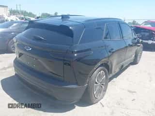 2025 Chevrolet Blazer EV AWD LT z VIN 3GNKDGRJ1SS108051, wystawiony jako IAAI lot #42563631 z przebiegiem 1 000 mil mil oraz . Historia ofert i sprzedaży dostępna na DreamBid. Obrazek 4.