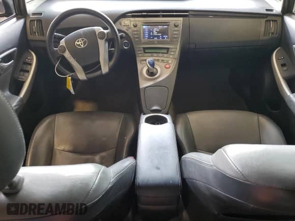 2014 Toyota Prius Two with VIN JTDKN3DU4E1763505, listed as a Copart auction lot 80511055 with 203,367 mi miles and Salvage title. Bid and sale history available at DreamBid. Image 8.