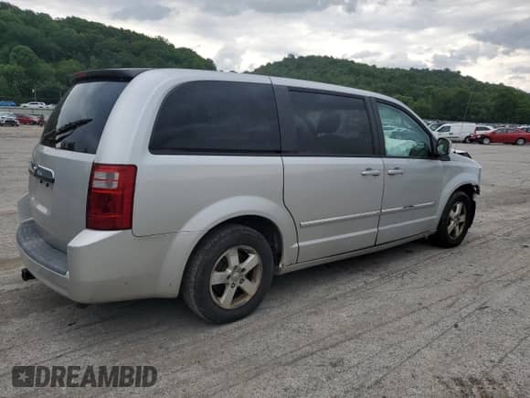 2008 Dodge Grand Caravan SXT z VIN 1D8HN54P18B178719, wystawiony jako Copart lot #61438845 z przebiegiem 290 349 mil mil oraz Szkoda całkowita • Salvage title. Historia ofert i sprzedaży dostępna na DreamBid. Obrazek 3.