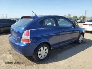2007 Hyundai Accent GS z VIN KMHCM36C37U008774, wystawiony jako Copart lot #82064525 z przebiegiem 153 499 mil mil oraz Szkoda całkowita • Salvage title. Historia ofert i sprzedaży dostępna na DreamBid. Obrazek 3.