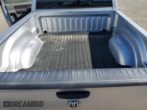 2007 Dodge 1500 SLT z VIN 1D7HA16247J555185, wystawiony jako Copart lot #47497925 z przebiegiem 92 778 mil mil oraz Szkoda całkowita • Salvage title. Historia ofert i sprzedaży dostępna na DreamBid. Obrazek 10.