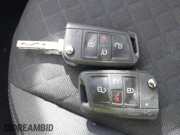 2019 Volkswagen Tiguan S с VIN 3VV0B7AX0KM046024, выставлен на аукционе IAAI как лот 41924867 с пробегом 126 729 миль миль и . История ставок и продаж доступна на DreamBid. Изображение 11.