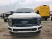 2023 Ford F-250 XL z VIN 1FT8W2BT5PED01347, wystawiony jako Copart lot #80967275 z przebiegiem 36 507 mil mil oraz Szkoda całkowita • Salvage title. Historia ofert i sprzedaży dostępna na DreamBid. Obrazek 5.