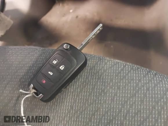 2015 Chevrolet Malibu LS z VIN 1G11B5SL2FF222881, wystawiony jako IAAI lot #43165761 z przebiegiem 153 484 mil mil oraz . Historia ofert i sprzedaży dostępna na DreamBid. Obrazek 11.