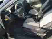 2013 Hyundai Veloster w/Gray Int z VIN KMHTC6AD4DU104557, wystawiony jako Copart lot #86129525 z przebiegiem 109 991 mil mil oraz Szkoda całkowita • Salvage title. Historia ofert i sprzedaży dostępna na DreamBid. Obrazek 7.