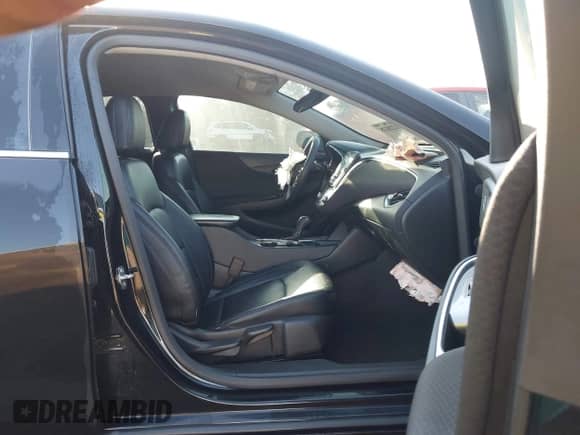 2020 Chevrolet Malibu LT with VIN 1G1ZD5ST6LF077451, listed as a IAAI auction lot 43228178 with 74,061 mi miles and . Bid and sale history available at DreamBid. Image 5.