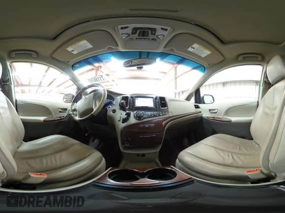 2012 Toyota Sienna XLE AAS z VIN 5TDYK3DC1CS268494, wystawiony jako Copart lot #71156765 z przebiegiem 98 544 mil mil oraz Szkoda całkowita • Salvage title. Historia ofert i sprzedaży dostępna na DreamBid. Obrazek 15.