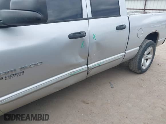 2006 Dodge 1500 SLT с VIN 1D7HA18N56S630847, выставлен на аукционе IAAI как лот 43395104 с пробегом 287 375 миль миль и . История ставок и продаж доступна на DreamBid. Изображение 6.