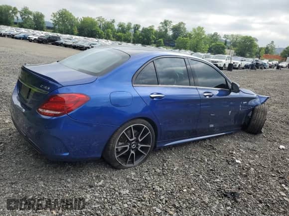 2018 Mercedes-Benz C 43 AMG с VIN 55SWF6EB7JU269622, выставлен на аукционе Copart как лот 64450075 с пробегом 87 850 миль миль и Списание • Salvage title. История ставок и продаж доступна на DreamBid. Изображение 3.