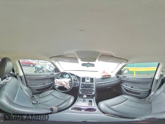 2009 Chrysler 300 Touring с VIN 2C3KA53V69H607284, выставлен на аукционе Copart как лот 68042175 с пробегом 139 435 миль миль и Списание • Salvage title. История ставок и продаж доступна на DreamBid. Изображение 14.