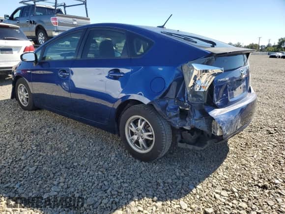 2010 Toyota Prius III with VIN JTDKN3DU2A0180141, listed as a Copart auction lot 82595115 with 236,988 mi miles and Salvage title. Bid and sale history available at DreamBid. Image 2.