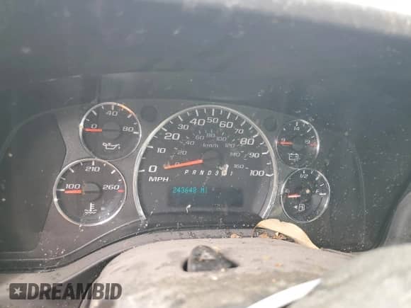 2008 Chevrolet Express Cargo z VIN 1GCFG15XX81193703, wystawiony jako Copart lot #48058194 z przebiegiem 243 648 mil mil oraz Szkoda całkowita • Salvage title. Historia ofert i sprzedaży dostępna na DreamBid. Obrazek 9.