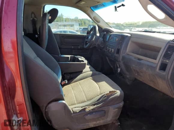 2012 Ram 1500 Tradesman z VIN 3C6JD6AT1CG156723, wystawiony jako Copart lot #89538865 z przebiegiem 62 156 mil mil oraz Czysty tytuł • Clean title. Historia ofert i sprzedaży dostępna na DreamBid. Obrazek 10.