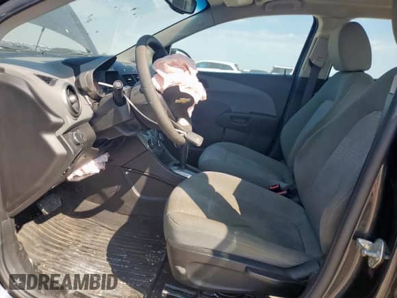 2016 Chevrolet Sonic LS с VIN 1G1JA6SH8G4114315, выставлен на аукционе Copart как лот 71256435 с пробегом 55 504 миль миль и Списание • Salvage title. История ставок и продаж доступна на DreamBid. Изображение 7.