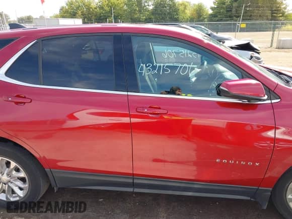 2019 Chevrolet Equinox LT z VIN 2GNAXUEV5K6206234, wystawiony jako IAAI lot #43215706 z przebiegiem 63 125 mil mil oraz . Historia ofert i sprzedaży dostępna na DreamBid. Obrazek 14.