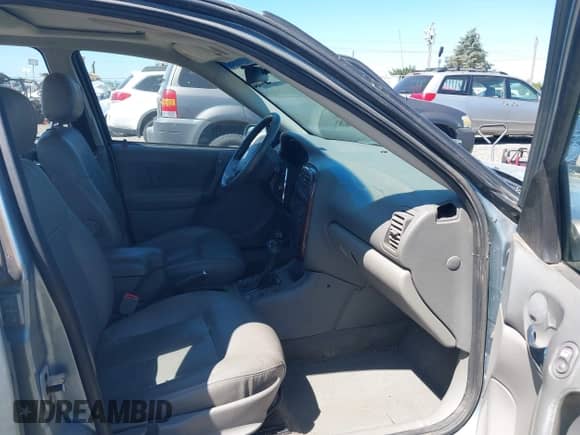 2002 Saturn LS with VIN 1G8JW54R82Y562283, listed as a IAAI auction lot 42394058 with 116,300 mi miles and . Bid and sale history available at DreamBid. Image 5.