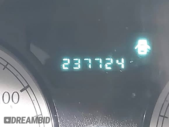 2006 Chrysler 300 with VIN 2C3KA43R06H211764, listed as a IAAI auction lot 42700096 with 237,724 mi miles and . Bid and sale history available at DreamBid. Image 7.