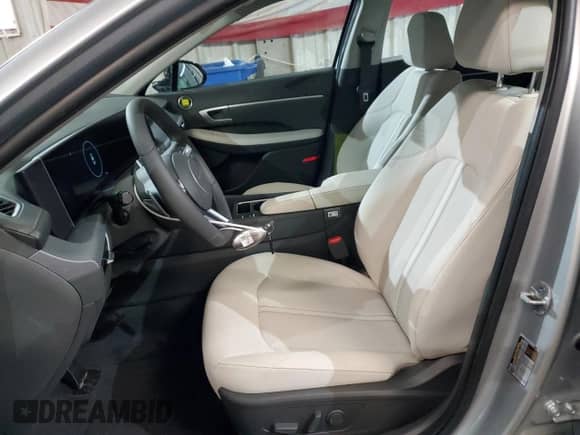 2025 Hyundai Sonata SEL Convenience z VIN KMHL14JA4SA472946, wystawiony jako Copart lot #51783935 z przebiegiem 259 mil mil oraz Szkoda całkowita • Salvage title. Historia ofert i sprzedaży dostępna na DreamBid. Obrazek 7.