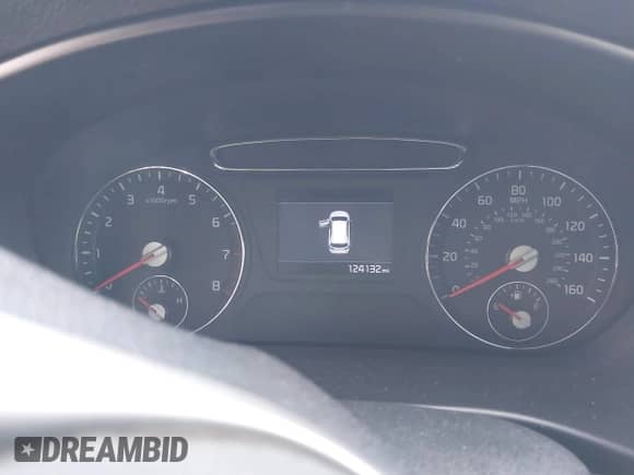 2019 Kia Sorento LX с VIN 5XYPG4A51KG594221, выставлен на аукционе IAAI как лот 42292617 с пробегом 124 132 миль миль и . История ставок и продаж доступна на DreamBid. Изображение 7.