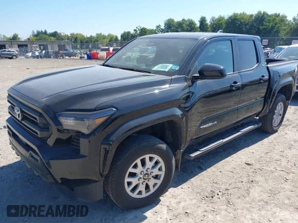 2024 Toyota Tacoma SR5 with VIN 3TMLB5JN4RM068147, listed as a IAAI auction lot 43177753 with 15,469 mi miles and . Bid and sale history available at DreamBid. Image 19.