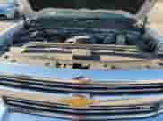 2016 Chevrolet Silverado 2500HD LTZ z VIN 1GC1KWEGXGF259738, wystawiony jako Copart lot #50646475 z przebiegiem 97 445 mil mil oraz Szkoda całkowita • Salvage title. Historia ofert i sprzedaży dostępna na DreamBid. Obrazek 12.