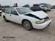1995 Chevrolet Caprice с VIN 1G1BL52WXSR170887, выставлен на аукционе Copart как лот 67108075 с пробегом 78 913 миль миль и Списание • Salvage title. История ставок и продаж доступна на DreamBid. Изображение 4.