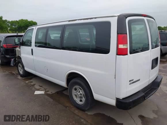 2008 Chevrolet Express Cargo с VIN 1GCFG154481177504, выставлен на аукционе IAAI как лот 41891839 с пробегом 216 391 миль миль и . История ставок и продаж доступна на DreamBid. Изображение 3.