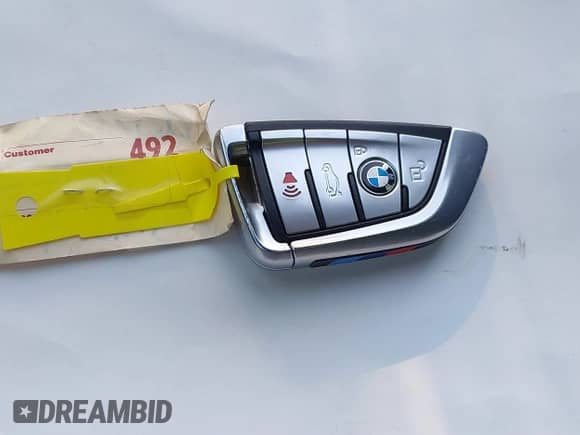 2021 BMW 7 Series 750i xDrive with VIN WBA7U2C01MCF94533, listed as a IAAI auction lot 41698642 with 83,016 mi miles and . Bid and sale history available at DreamBid. Image 11.