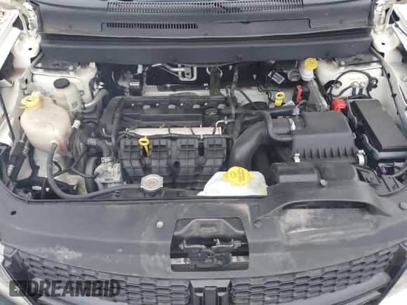 2018 Dodge Journey SE with VIN 3C4PDCAB6JT427255, listed as a Copart auction lot 68127665 with Not provided miles and Salvage title. Bid and sale history available at DreamBid. Image 12.