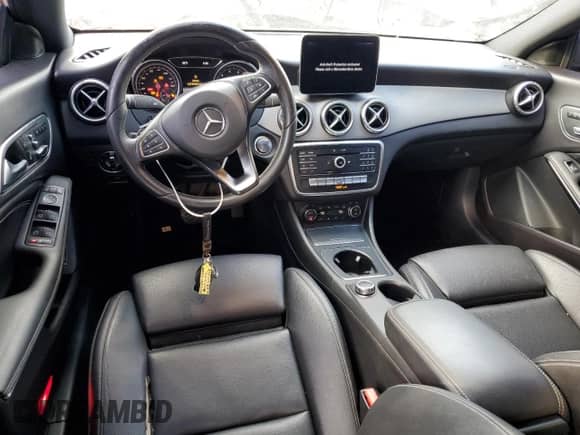 2018 Mercedes-Benz CLA 250 с VIN WDDSJ4EB0JN617528, выставлен на аукционе Copart как лот 84625835 с пробегом 100 302 миль миль и На запчасти • Non repairable. История ставок и продаж доступна на DreamBid. Изображение 8.