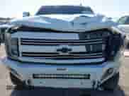 2016 Chevrolet Silverado 2500HD High Country z VIN 1GC1KXE89GF172606, wystawiony jako IAAI lot #41858059 z przebiegiem 141 888 mil mil oraz . Historia ofert i sprzedaży dostępna na DreamBid. Obrazek 6.
