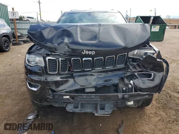 2017 Jeep Grand Cherokee Limited with VIN 1C4RJFBG0HC914664, listed as a Copart auction lot 85586245 with 92,110 mi miles and Salvage title. Bid and sale history available at DreamBid. Image 5.