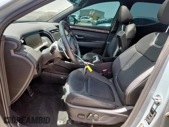 2024 Hyundai Santa Cruz Limited с VIN 5NTJEDDF3RH124678, выставлен на аукционе Copart как лот 61902045 с пробегом 5 736 миль миль и Списание • Salvage title. История ставок и продаж доступна на DreamBid. Изображение 7.