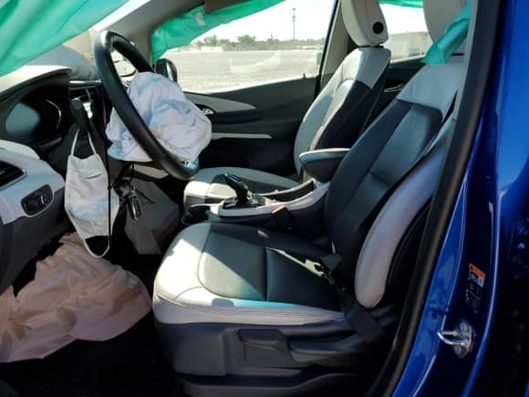 2019 Chevrolet Bolt EV Premier с VIN 1G1FZ6S03K4130620, выставлен на аукционе Copart как лот 73201552 с пробегом Не указан миль и . История ставок и продаж доступна на DreamBid. Изображение 7.