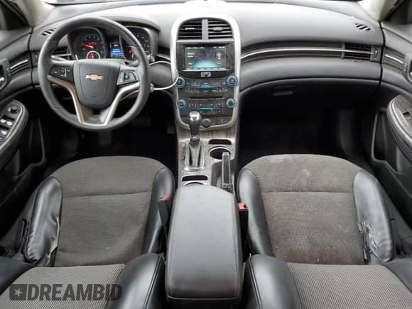 2016 Chevrolet Malibu LT with VIN 1G11C5SA1GF152304, listed as a Copart auction lot 81136545 with 140,931 mi miles and Salvage title. Bid and sale history available at DreamBid. Image 8.