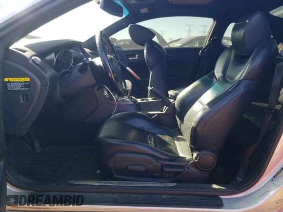 2013 Hyundai Genesis Coupe R-Spec с VIN KMHHU6KJ4DU088156, выставлен на аукционе Copart как лот 75425334 с пробегом 151 016 миль миль и Чистый • Clean title. История ставок и продаж доступна на DreamBid. Изображение 7.