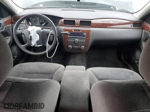 2010 Chevrolet Impala LS z VIN 2G1WA5EK1A1226447, wystawiony jako Copart lot #86466875 z przebiegiem 113 015 mil mil oraz Nie do naprawy • Non repairable. Historia ofert i sprzedaży dostępna na DreamBid. Obrazek 8.