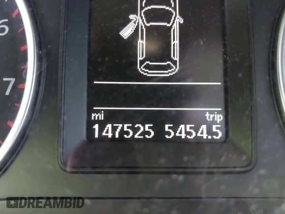 2013 Volkswagen Tiguan SE z VIN WVGAV3AX9DW613283, wystawiony jako IAAI lot #41954359 z przebiegiem 147 525 mil mil oraz . Historia ofert i sprzedaży dostępna na DreamBid. Obrazek 15.