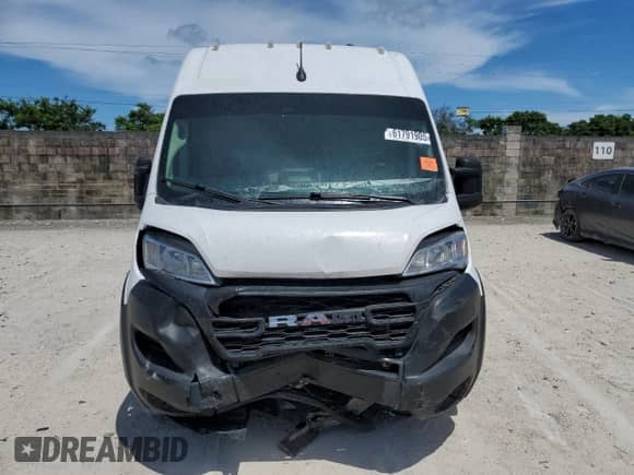 2023 Ram ProMaster Cargo z VIN 3C6LRVBG5PE577139, wystawiony jako Copart lot #70147895 z przebiegiem 53 021 mil mil oraz Nie do naprawy • Non repairable. Historia ofert i sprzedaży dostępna na DreamBid. Obrazek 5.