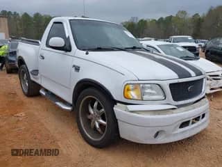 2003 Ford F-150 z VIN 2FTRF07W43CA38120, wystawiony jako IAAI lot #41944774 z przebiegiem 195 327 mil mil oraz . Historia ofert i sprzedaży dostępna na DreamBid. Obrazek 1.