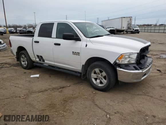 2018 Ram 1500 Express z VIN 1C6RR7KG7JS283655, wystawiony jako Copart lot #52085555 z przebiegiem 128 920 mil mil oraz Czysty tytuł • Clean title. Historia ofert i sprzedaży dostępna na DreamBid. Obrazek 4.