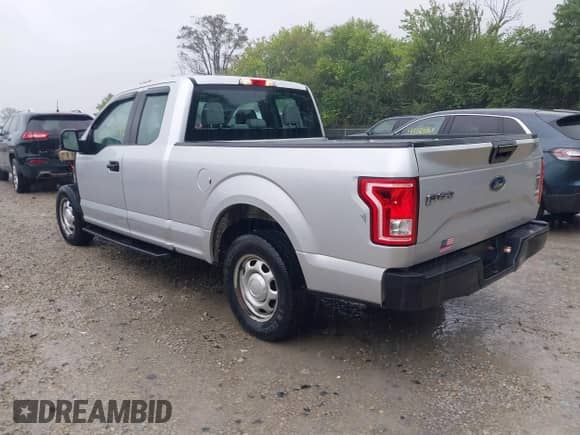 2017 Ford F-150 XL с VIN 1FTEX1C89HKD77872, выставлен на аукционе IAAI как лот 43360742 с пробегом 139 137 миль миль и . История ставок и продаж доступна на DreamBid. Изображение 3.