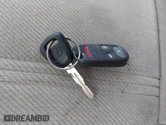 2000 Honda Accord SE с VIN 1HGCG5673YA090469, выставлен на аукционе IAAI как лот 42391254 с пробегом 140 819 миль миль и . История ставок и продаж доступна на DreamBid. Изображение 11.