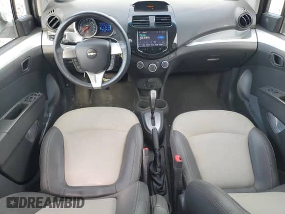 2015 Chevrolet Spark LT z VIN KL8CF6S90FC792127, wystawiony jako Copart lot #80342215 z przebiegiem 51 391 mil mil oraz Szkoda całkowita • Salvage title. Historia ofert i sprzedaży dostępna na DreamBid. Obrazek 8.