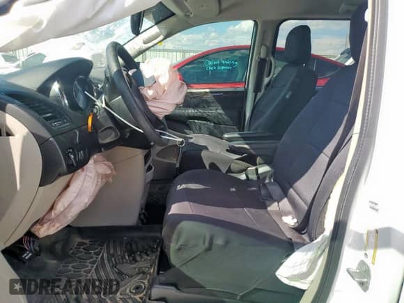 2019 Dodge Grand Caravan SE with VIN 2C4RDGBG6KR701360, listed as a Copart auction lot 83866895 with Not provided miles and Salvage title. Bid and sale history available at DreamBid. Image 7.