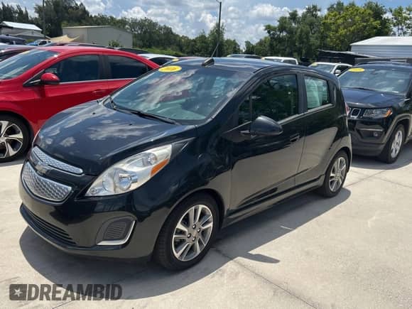 2016 Chevrolet Spark LT z VIN KL8CL6S07GC595435, wystawiony jako Copart lot #64610015 z przebiegiem 58 575 mil mil oraz Czysty tytuł • Clean title. Historia ofert i sprzedaży dostępna na DreamBid. Obrazek 2.