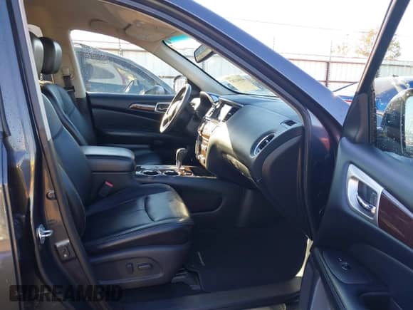 2014 Nissan Pathfinder Platinum Hybrid with VIN 5N1CR2MN5EC658290, listed as a IAAI auction lot 41041387 with 102,243 mi miles and . Bid and sale history available at DreamBid. Image 5.