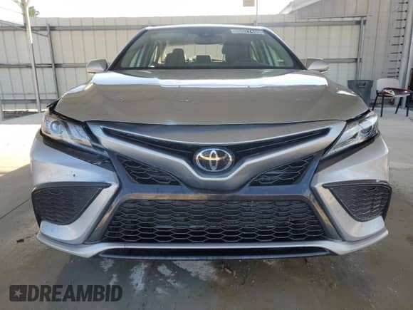 2024 Toyota Camry XSE with VIN 4T1K61AK9RU879710, listed as a Copart auction lot 90527445 with 39,740 mi miles and Clean title. Bid and sale history available at DreamBid. Image 5.